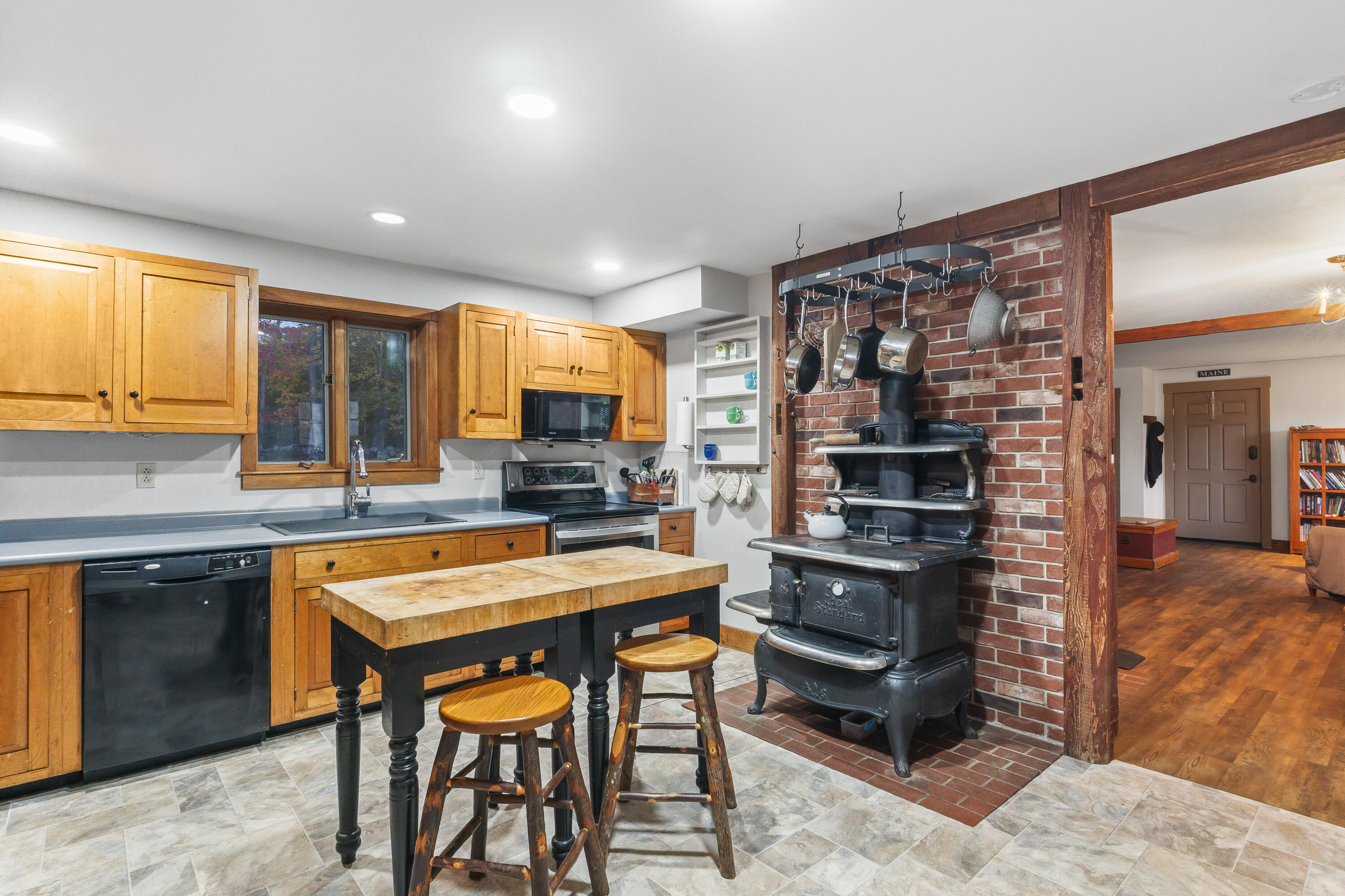 1588 Pond Road Mount Vernon ME 04352