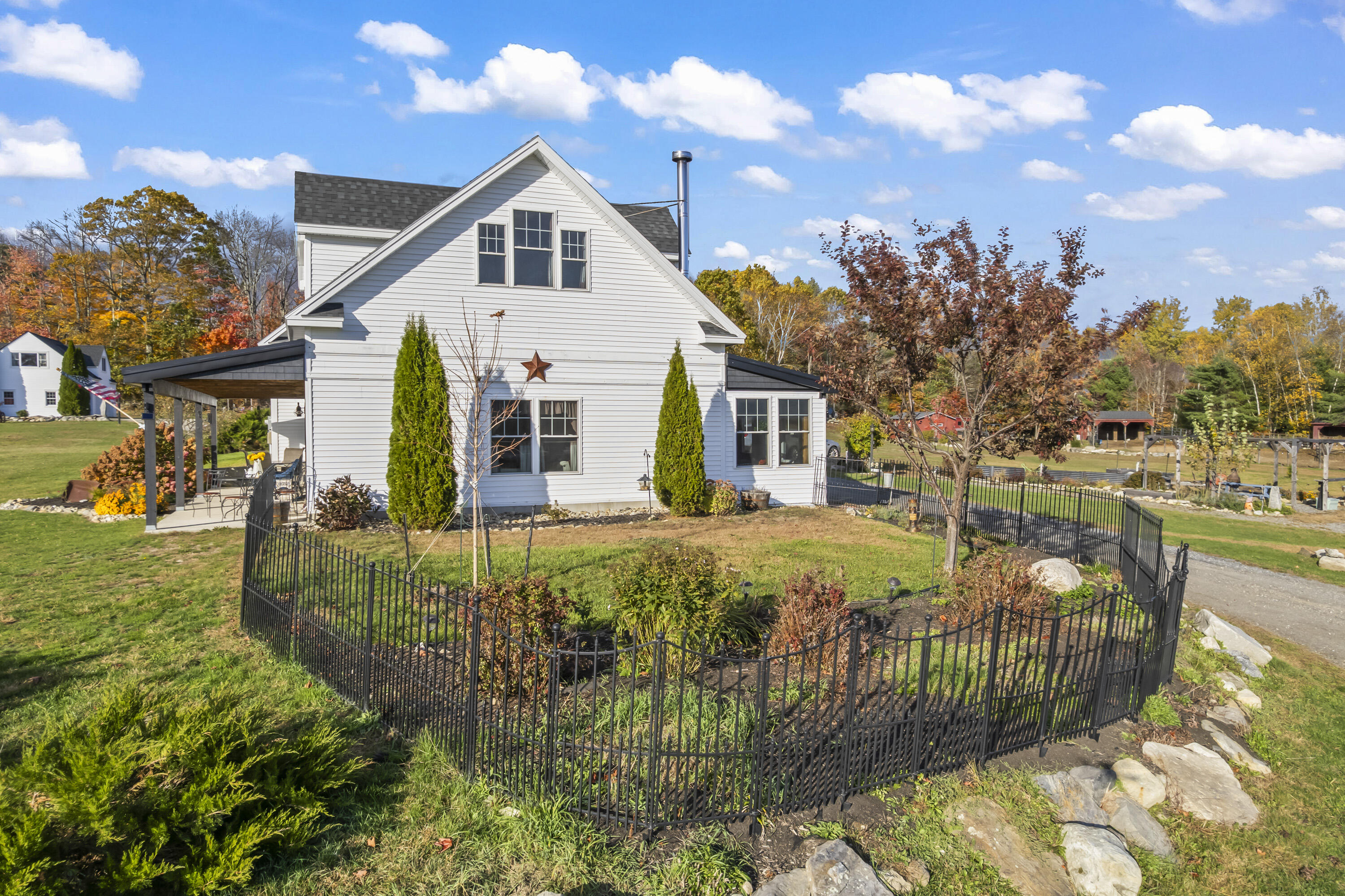 1588 Pond Road Mount Vernon ME 04352