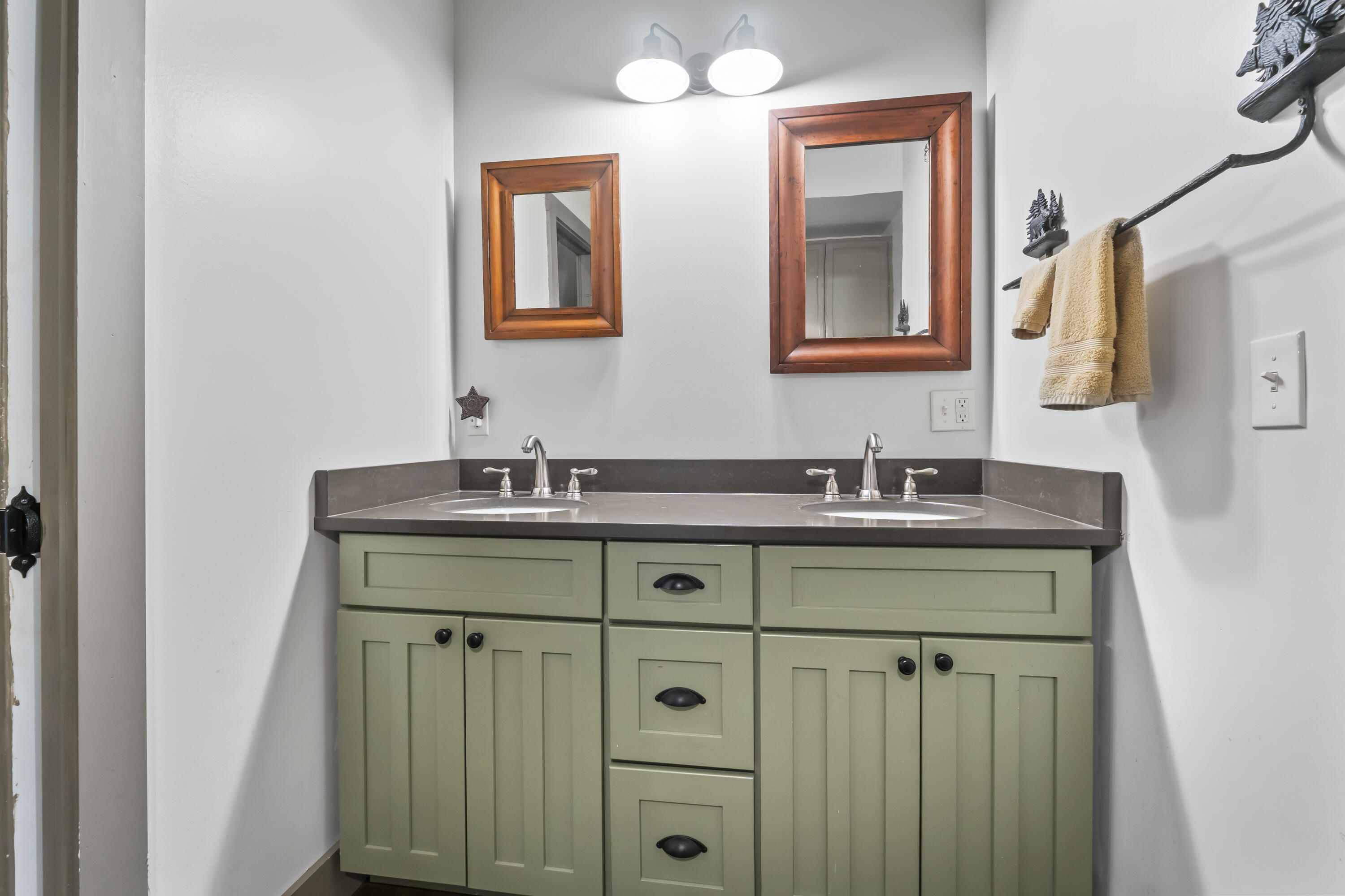 1588 Pond Road Mount Vernon ME 04352