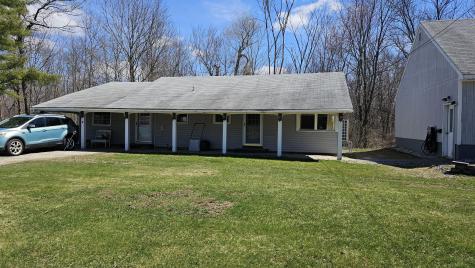 1052 Washington Street N Auburn ME 04210