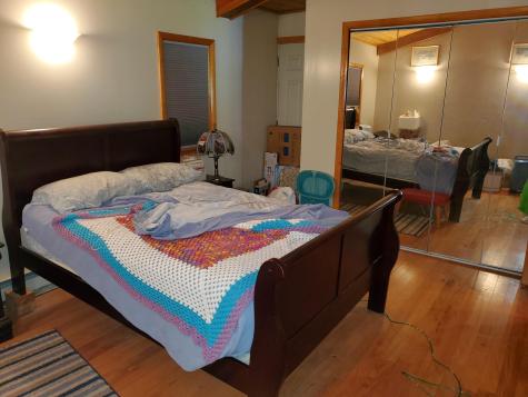 1052 Washington Street N Auburn ME 04210