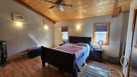 1052 Washington Street N Auburn ME 04210