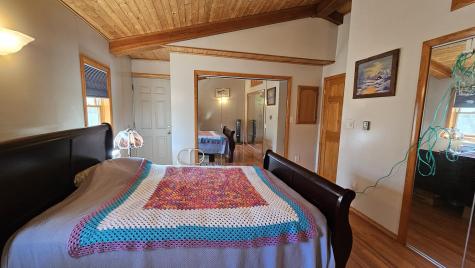 1052 Washington Street N Auburn ME 04210