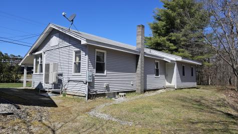 1052 Washington Street N Auburn ME 04210