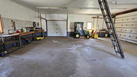 1052 Washington Street N Auburn ME 04210