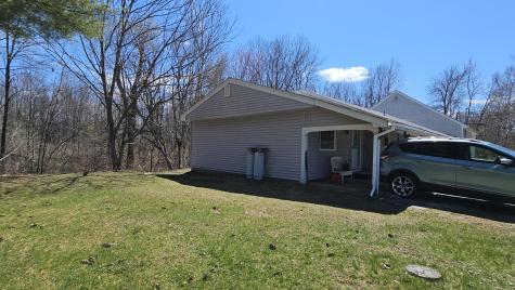 1052 Washington Street N Auburn ME 04210