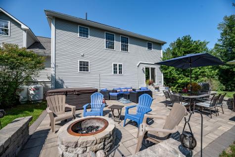 6 Hardwood Circle Belgrade ME 04917