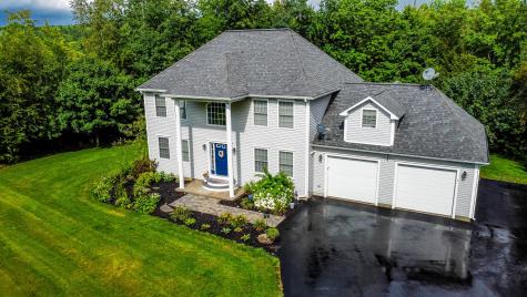 6 Hardwood Circle Belgrade ME 04917