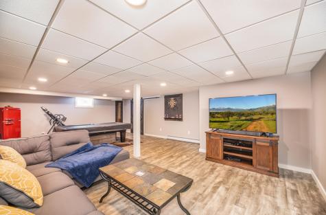 6 Hardwood Circle Belgrade ME 04917