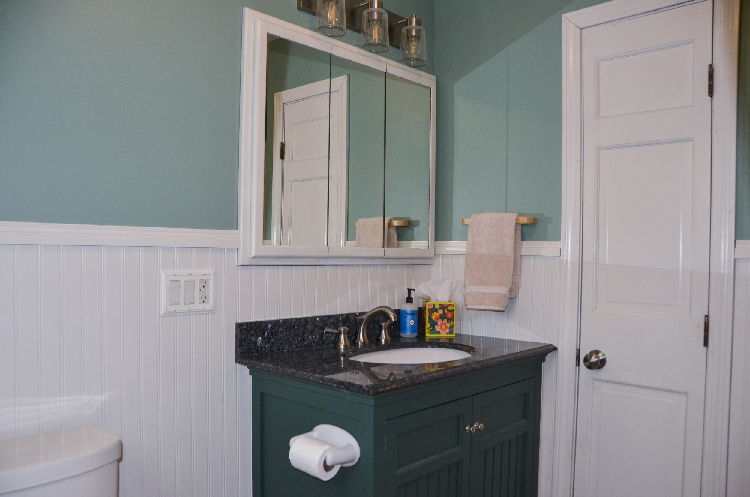 39 Fairbanks Road Wayne ME 04284