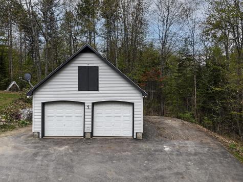 39 Fairbanks Road Wayne ME 04284