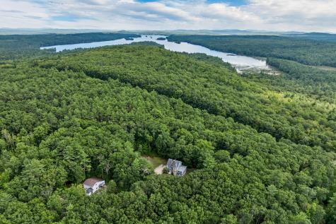 15 Lois Lane Sweden ME 04040