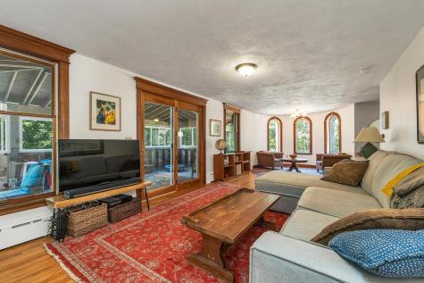 15 Lois Lane Sweden ME 04040