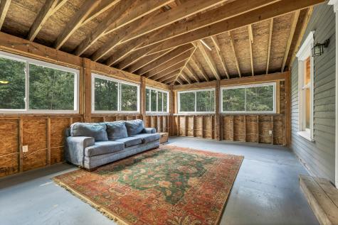 15 Lois Lane Sweden ME 04040