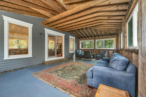 15 Lois Lane Sweden ME 04040