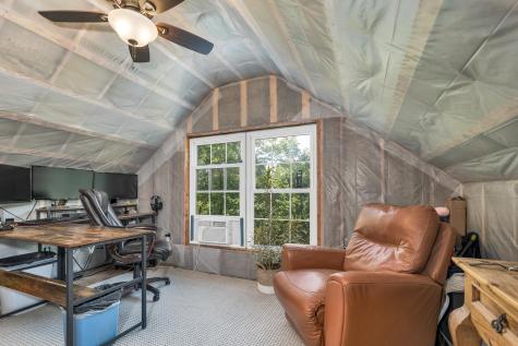 15 Lois Lane Sweden ME 04040