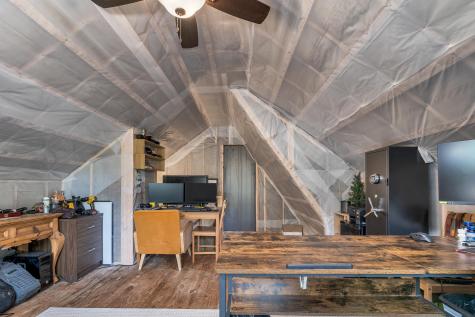 15 Lois Lane Sweden ME 04040