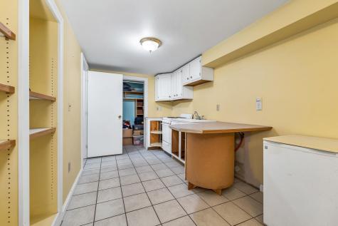 15 Lois Lane Sweden ME 04040