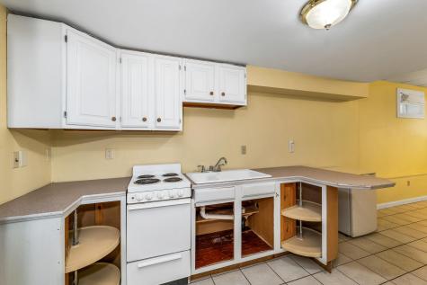 15 Lois Lane Sweden ME 04040