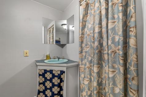 15 Lois Lane Sweden ME 04040