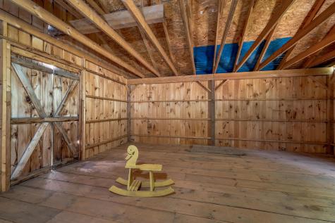 15 Lois Lane Sweden ME 04040