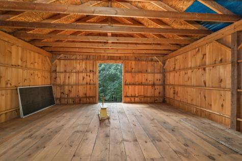 15 Lois Lane Sweden ME 04040