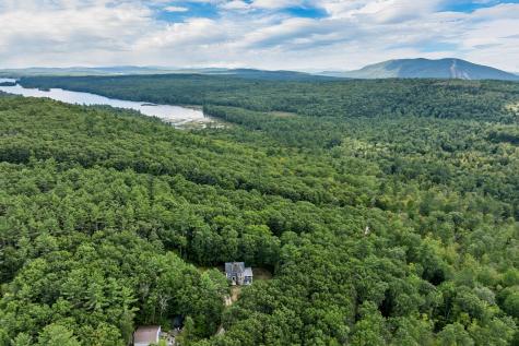 15 Lois Lane Sweden ME 04040