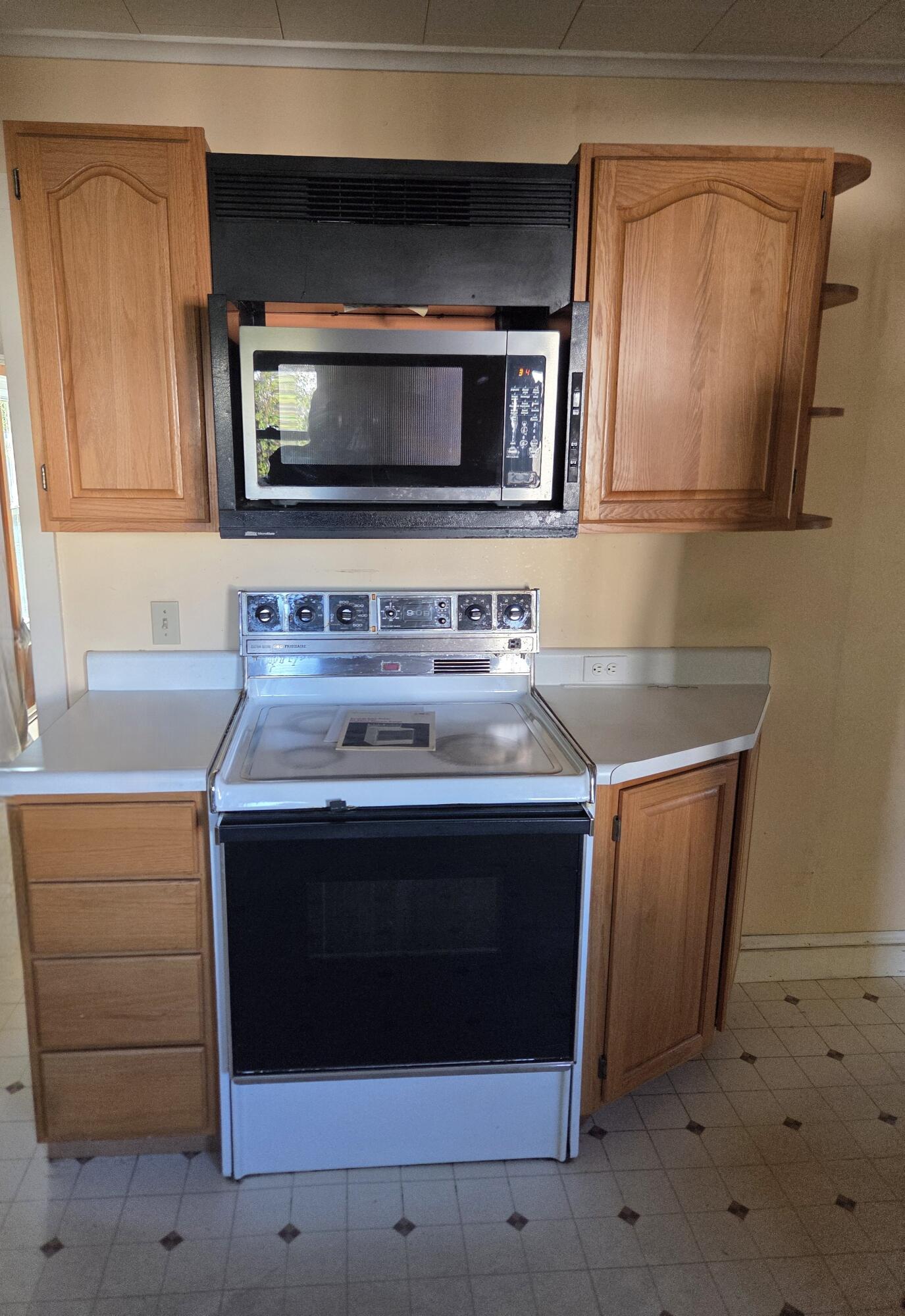 28 Drive Mann Road Skowhegan ME 04976