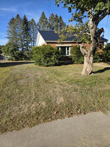 28 Drive Mann Road Skowhegan ME 04976