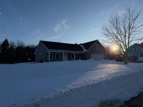 6 Sunrise Drive Hallowell ME 04347