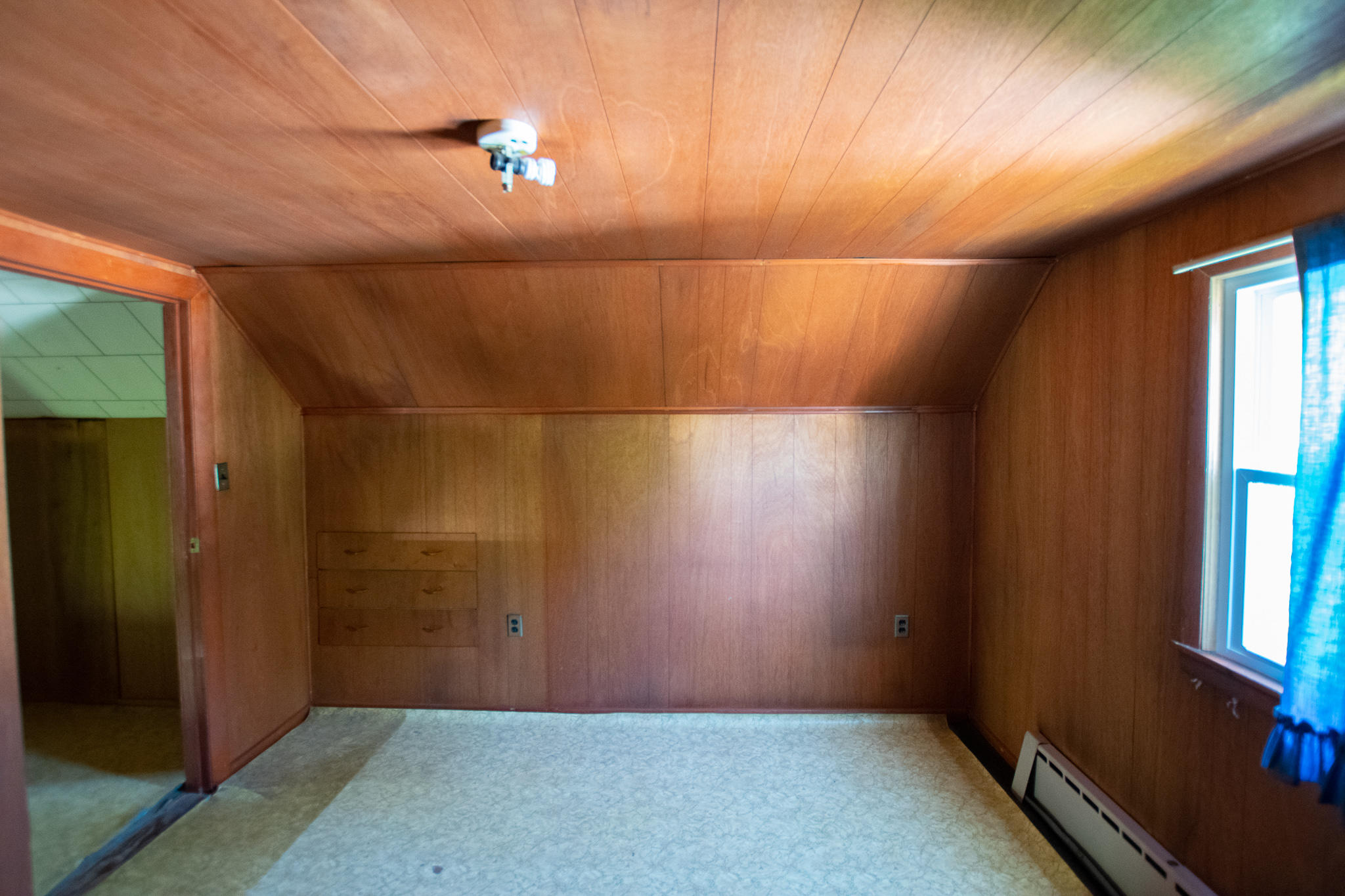 216 Bates Street Millinocket ME 04462