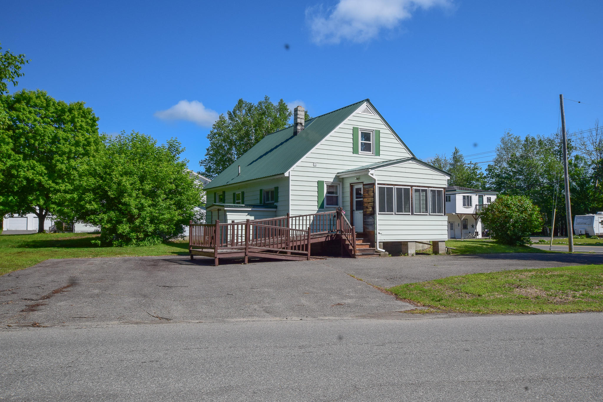 216 Bates Street Millinocket ME 04462