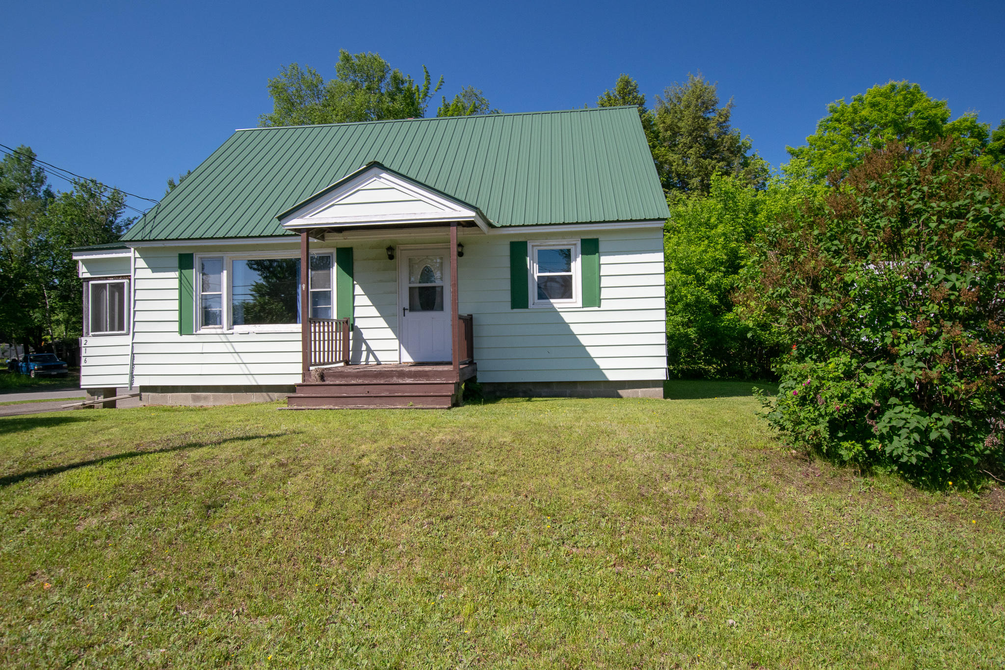 216 Bates Street Millinocket ME 04462