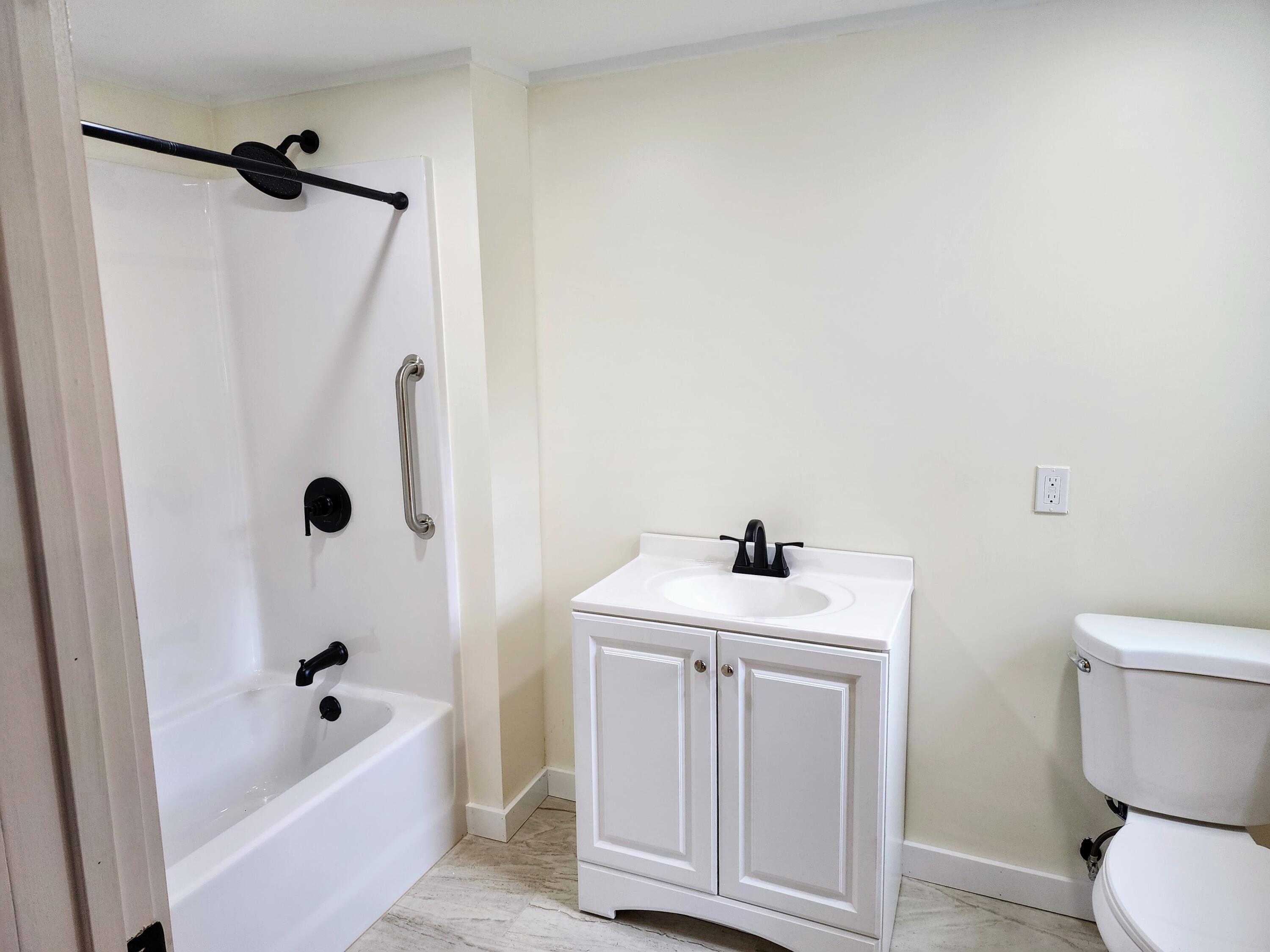 987 Naples Road Harrison ME 04040