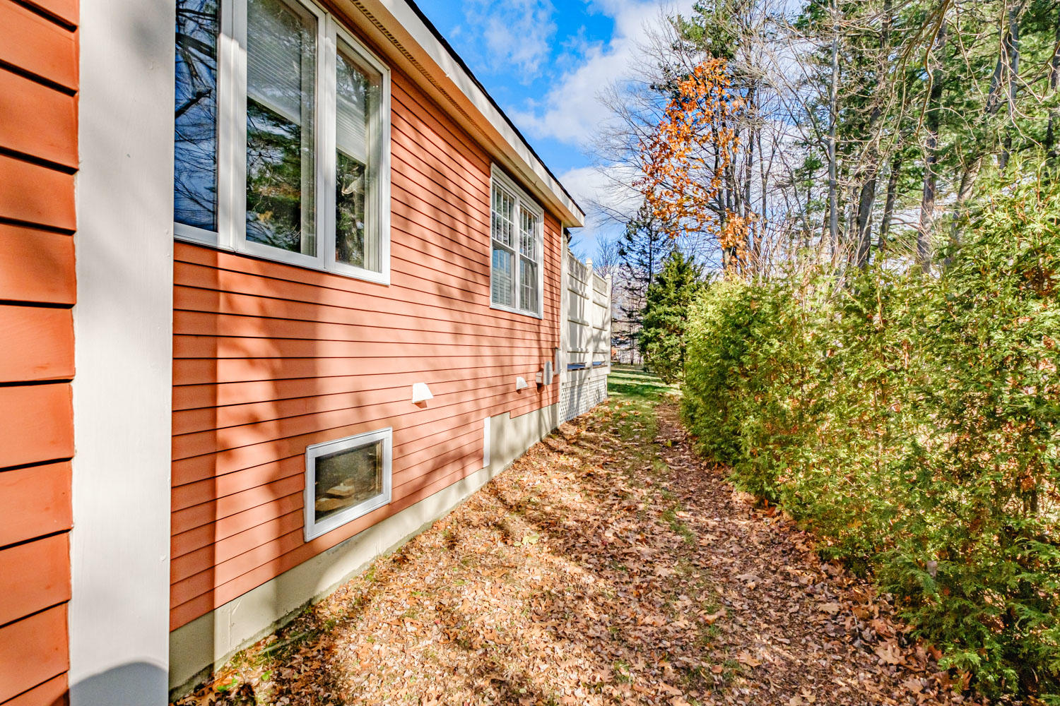 55 Robinson Gardens Lewiston ME 04240