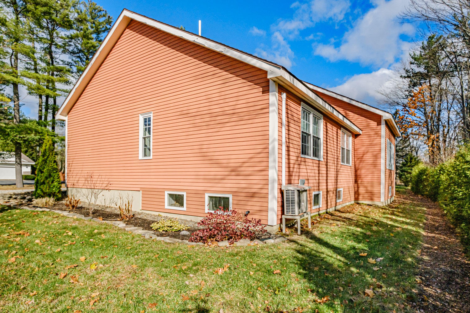 55 Robinson Gardens Lewiston ME 04240