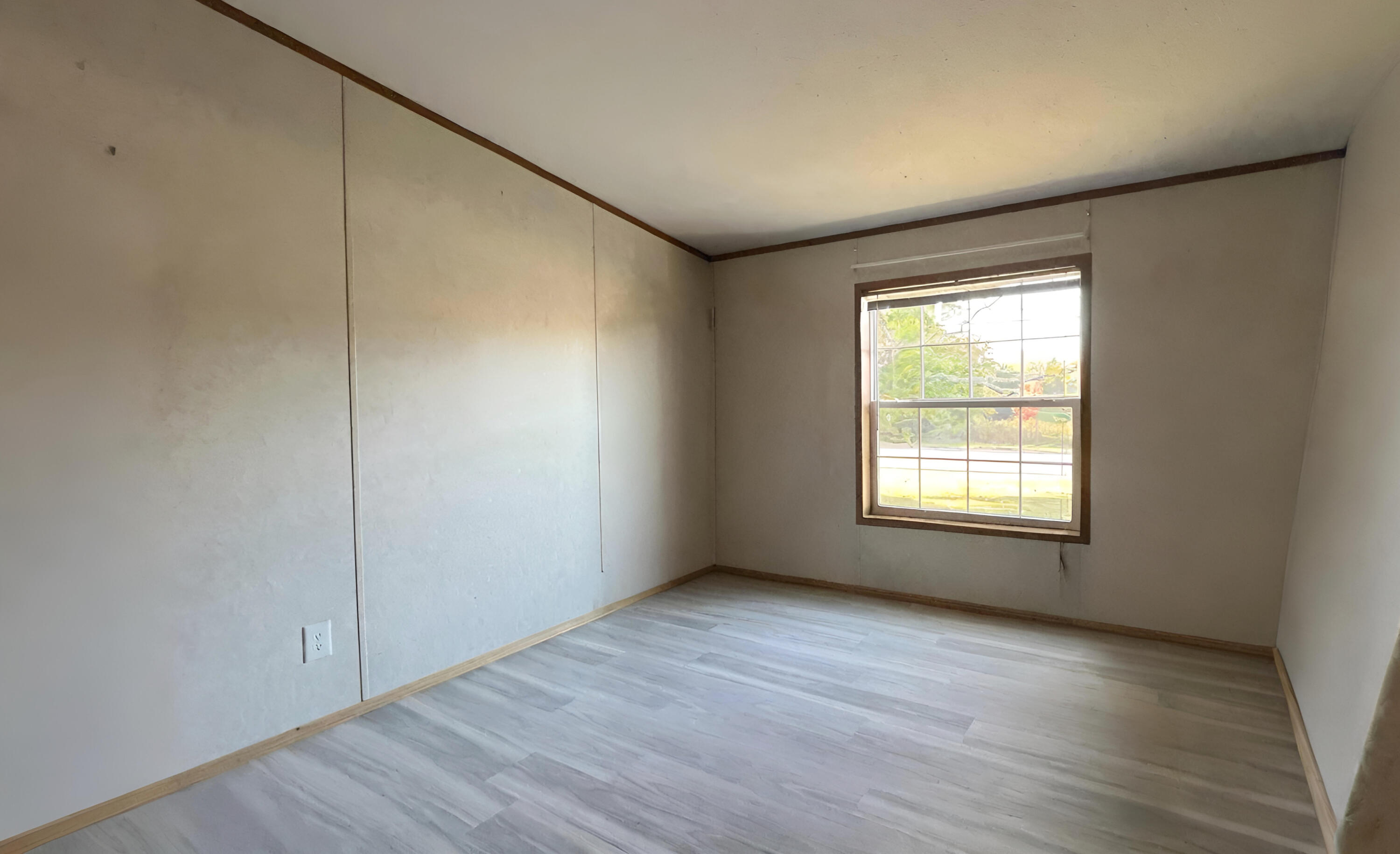 604 County Road Lubec ME 04652