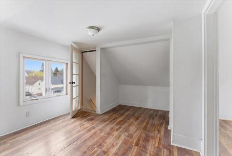 10 Middle Street Lisbon ME 04252