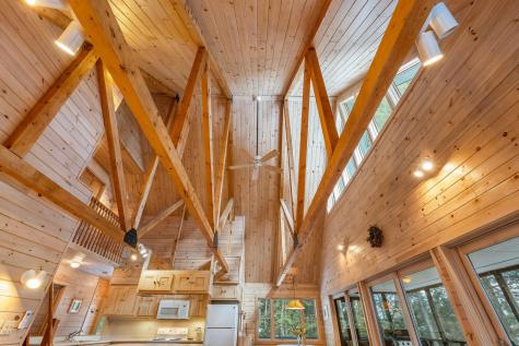 11 Evergreen Heights Liberty ME 04949