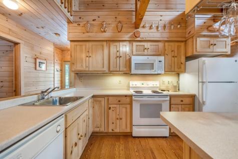 11 Evergreen Heights Liberty ME 04949