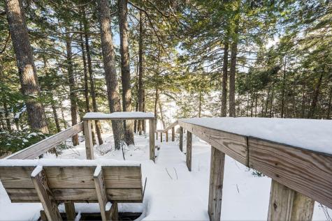 11 Evergreen Heights Liberty ME 04949