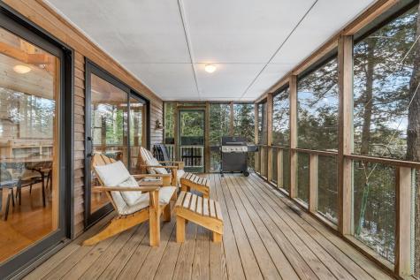 11 Evergreen Heights Liberty ME 04949