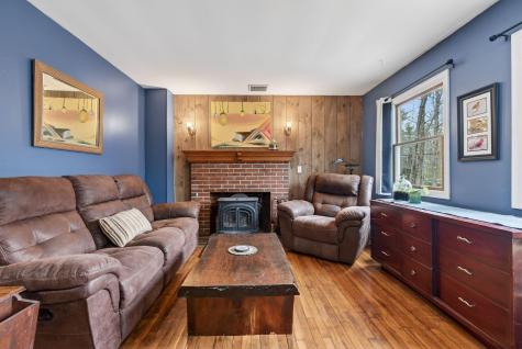 33 Old Ferry Road Wiscasset ME 04578