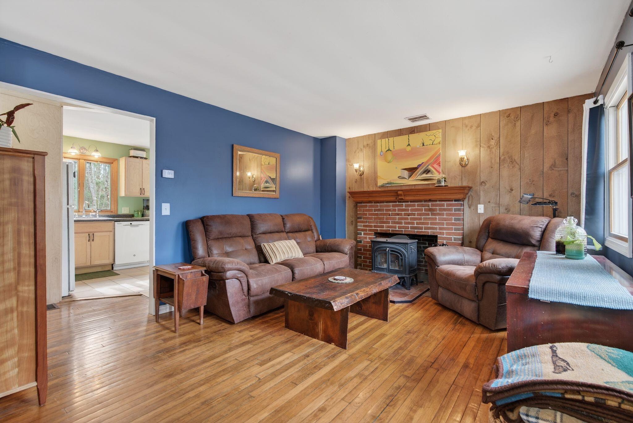 33 Old Ferry Road Wiscasset ME 04578