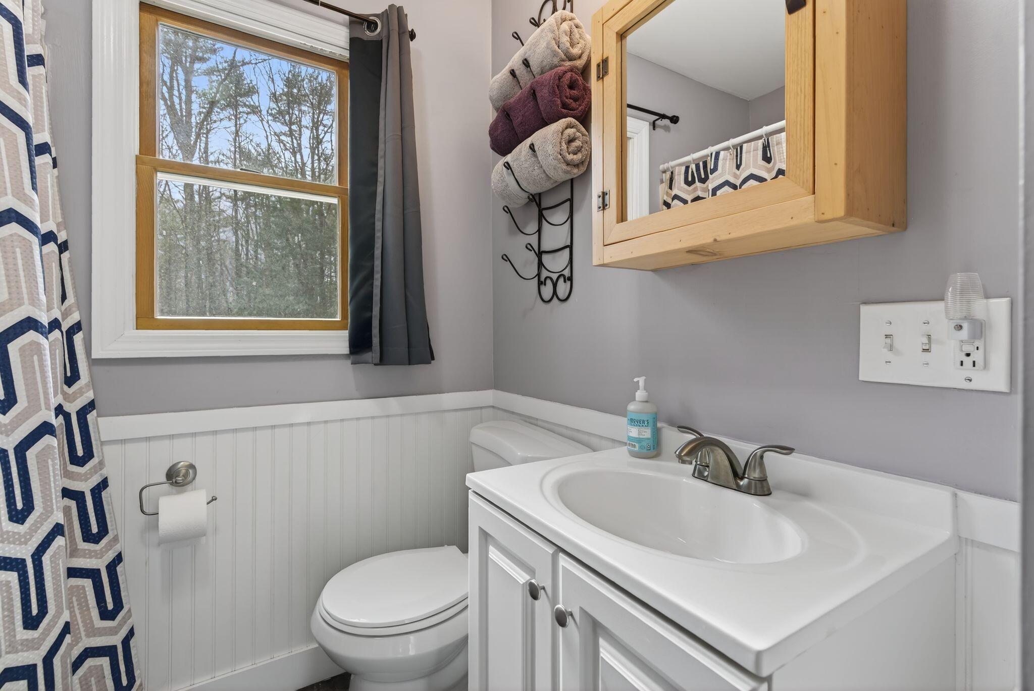 33 Old Ferry Road Wiscasset ME 04578