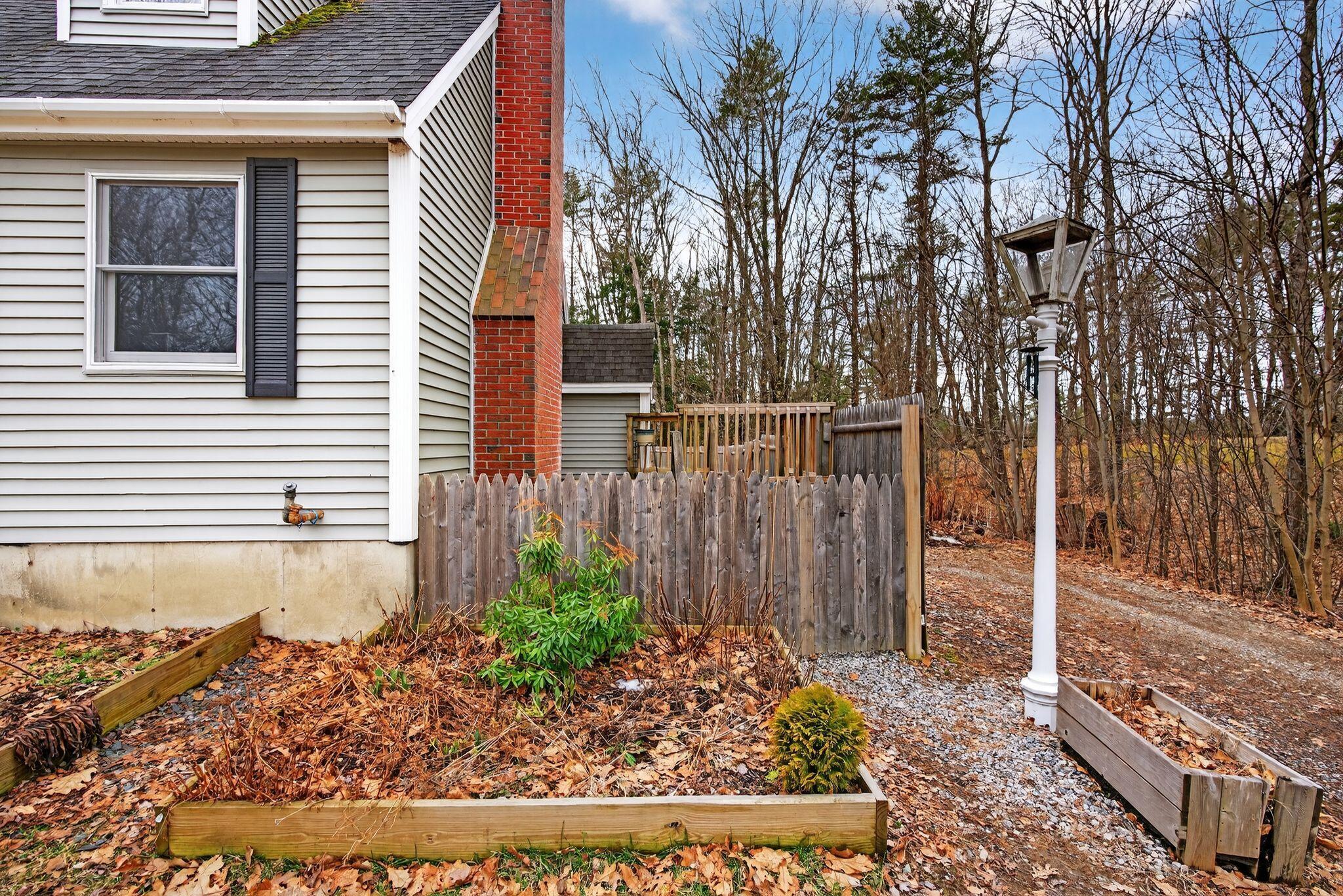 33 Old Ferry Road Wiscasset ME 04578