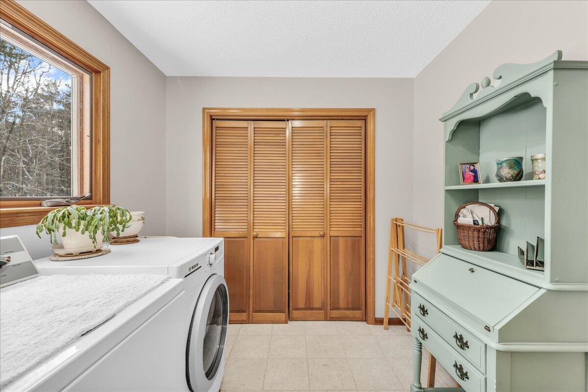 17 A Hunt Road Belfast ME 04915