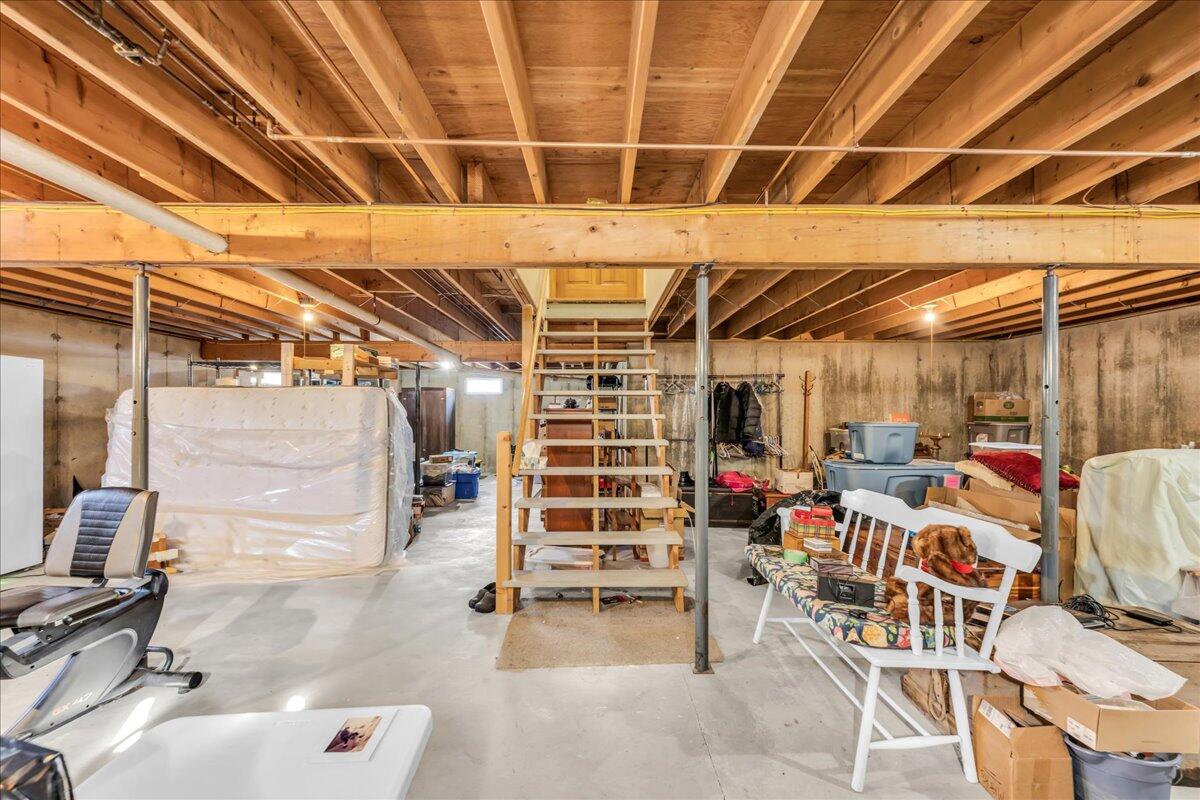 17 A Hunt Road Belfast ME 04915