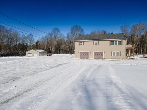 311 Phinney Farm Road Lincoln ME 04457