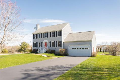18 Greenacre Drive York ME 03909